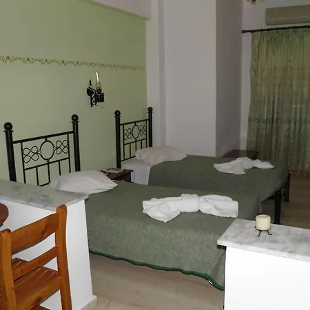 Mirsini Pansion Guest house 2*